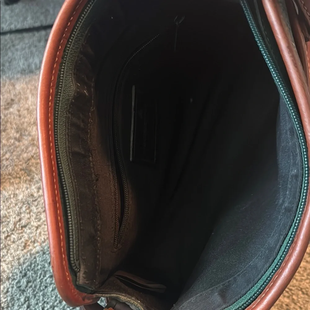 Green and Brown Leather Shoulder Bag - Picture 2 of 4